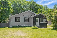 637 Pinegrove Avenue, Innisfil, ON L9S 2K4