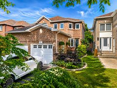 267 Pinnacle Trail, Aurora, ON L4G 7G4