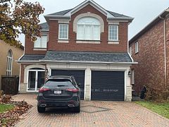 22 Walnut Grove Crescent, Richmond Hill, ON L4S 1Y9