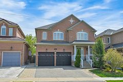 123 Monte Carlo Drive, Vaughan, ON L4H 1R6