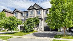 75 Benson Avenue, Richmond Hill, ON L4C 4E5