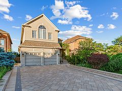 9 Arden Valley Street, Richmond Hill, ON L4E 4J3