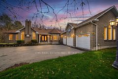 15 Treegrove Circle, Aurora, ON L4G 6M1