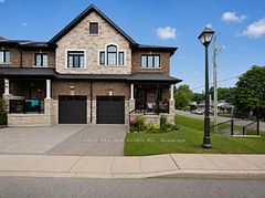 18 Charmuse Lane, East Gwillimbury, ON L9N 0N7