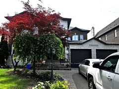 71 Stockdale Crescent, Richmond Hill, ON L4C 3T1