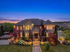 2 Monteverde Way, Vaughan, ON L4H 0Y3