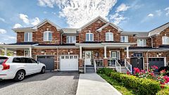 80 Barr Crescent, Aurora, ON L4G 0C1
