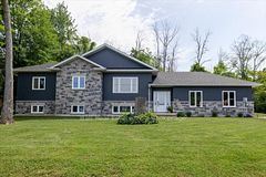 47 Easy Street, Georgina, ON L0E 1N0
