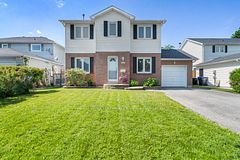 1098 Maclean Street, Innisfil, ON L9S 1W1