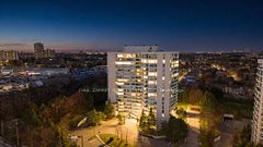 7250 Yonge Street 911, Vaughan, ON L4J 7X1