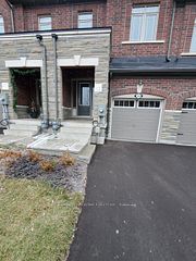 129 Gordon Circle, Newmarket, ON L3Y 0C9