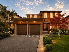 16 Wainwright Avenue, Richmond Hill, ON L4C 5R5