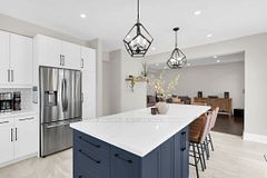 2 Jewelwing Court, Bradford West Gwillimbury, ON L3Z 0N6