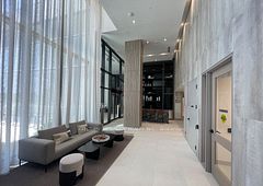 10 Flavelle Trail 810, Vaughan, ON L4L 1V8