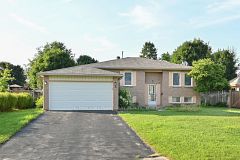 3 John James Drive, Essa, ON L3W 0J4