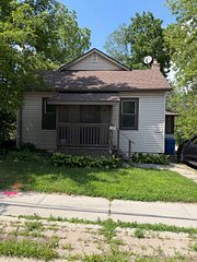 349 Eagle Street, Newmarket, ON L3Y 1K5