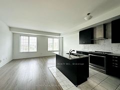 193 Harding Park Street, Newmarket, ON L3Y 0E3