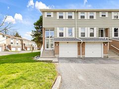 1742 John Street 36, Markham, ON L3T 1Y9