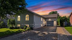38 Evelyn Avenue, Georgina, ON L4P 3C8