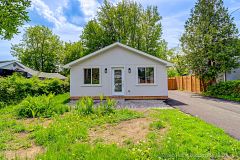 321 Tampa Drive, Georgina, ON L4P 3A3