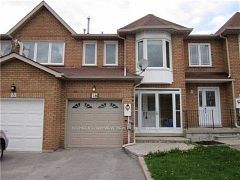 16 Thames Court, Richmond Hill, ON L4B 1N4