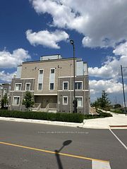 150 Honeycrisp Crescent 269, Vaughan, ON L4K 0N7