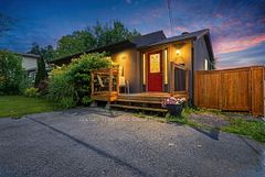 143 Silas Boulevard, Georgina, ON L4P 2K2