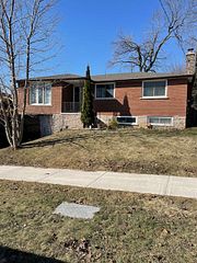166 Collings Avenue, Bradford West Gwillimbury, ON L3Z 1W1