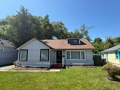 286 Crestwood Drive, Georgina, ON L4P 1H6