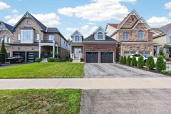 72 Decarolis Crescent, Essa, ON L3W 0B2