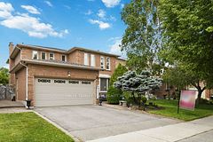 60 Cairns Drive, Markham, ON L3P 6J2