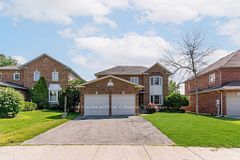 615 Sandford Street, Newmarket, ON L3X 1T4