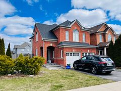 5 Mirando Street, Richmond Hill, ON L4S 2W8