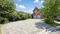 109 Heritage Hollow Esta Street, Richmond Hill, ON L4S 2X2