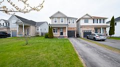 154 Maplewood Drive, Essa, ON L0M 1B4