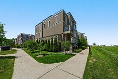 1 Gable Hurst Way 2613, Markham, ON L6B 1N5