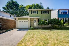 214 William Roe Boulevard, Newmarket, ON L3Y 1B5