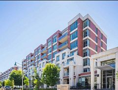 21 Upper Duke Crescent 312, Markham, ON L6G 0B7