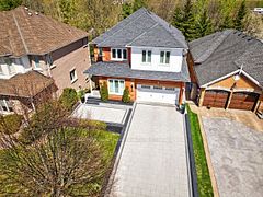 5 Yvonne Place, Aurora, ON L4G 7E5