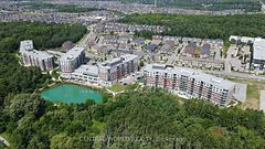 440 William Graham Drive 403, Aurora, ON L4G 7C7
