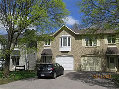 22 Foxglove Court, Markham, ON L3R 3Y3