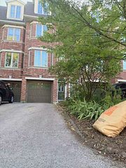 142 Hall Street, Richmond Hill, ON L4C 4N8
