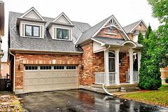 54 Earl Stewart Drive, Aurora, ON L4G 7P4
