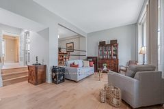 97 Poplar Crescent, Aurora, ON L4G 3M4