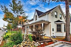 62 Centre Street W, Richmond Hill, ON L4C 3P7
