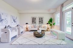 66 Puisaya Drive, Richmond Hill, ON L4E 1L2