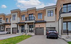 189 Elyse Court, Aurora, ON L4G 2C9