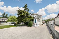21043 Dalton Road, Georgina, ON L0E 1L0