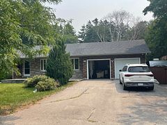 251 Scott Avenue, Newmarket, ON L3Y 4R4