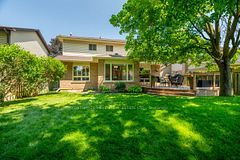 176 Willow Lane, Newmarket, ON L3Y 6R8